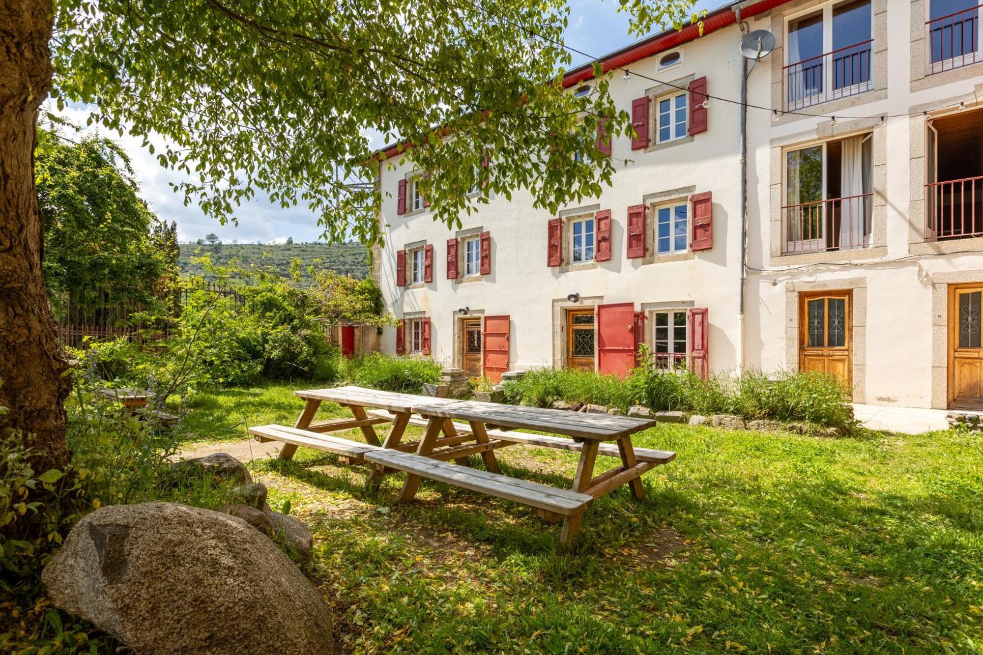 La Grande Maison Rouge Angoustrine Εξωτερικό φωτογραφία